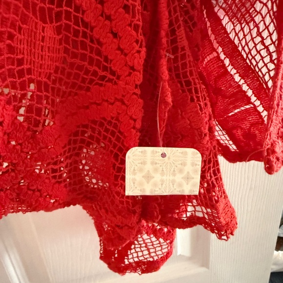 ❤️Free People Bold Red. Off The Coast Crochet Layer NWT hard to find one size ❤️ - Picture 7 of 11